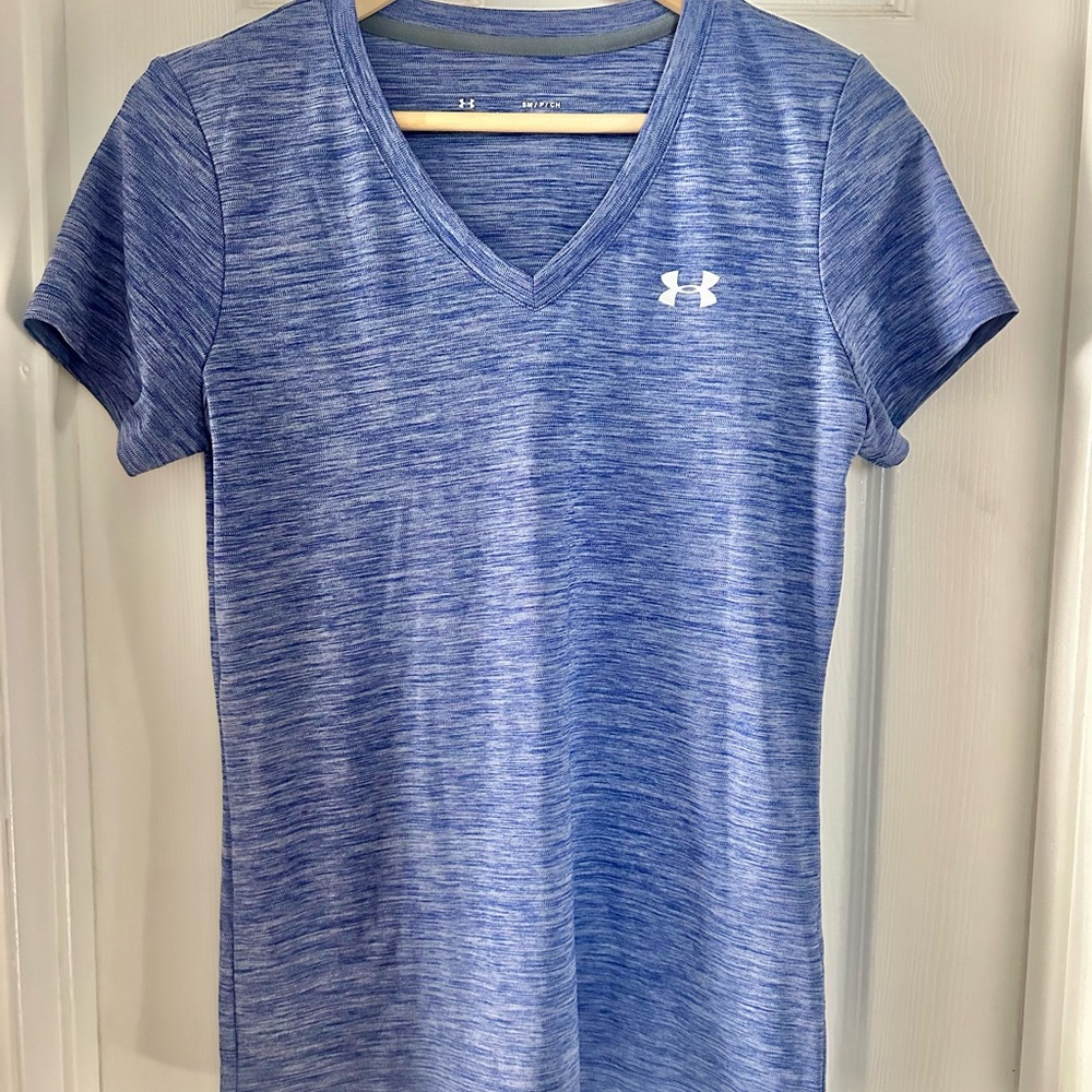 Under Armour Vneck Blue Short Sleeve T-Shirt size small
